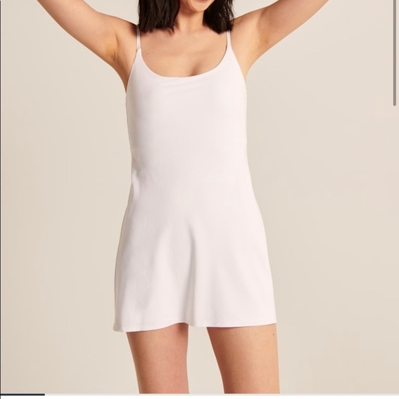 Abercrombie and Fitch Traveller Mini Dress - Picture 9 of 9